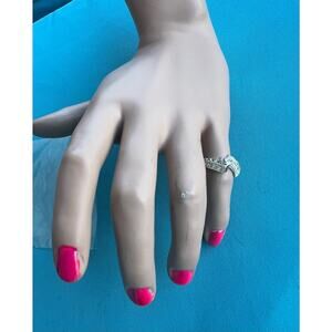 Sterling Silver Marcasite Black and Silver Ring Size‎ 6